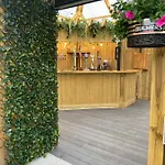 The Copper Still Bar Restaurant & Boutique Dromod