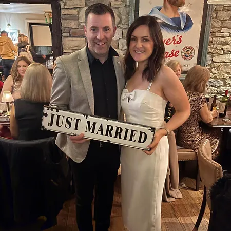 The Copper Still Bar Restaurant & Boutique * Dromod