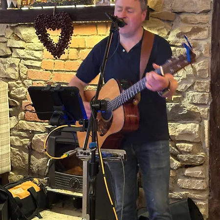 ホテル The Copper Still Bar Restaurant & Boutique