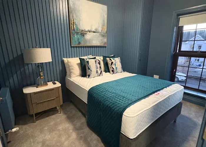 The Copper Still Bar Restaurant & Boutique 호텔