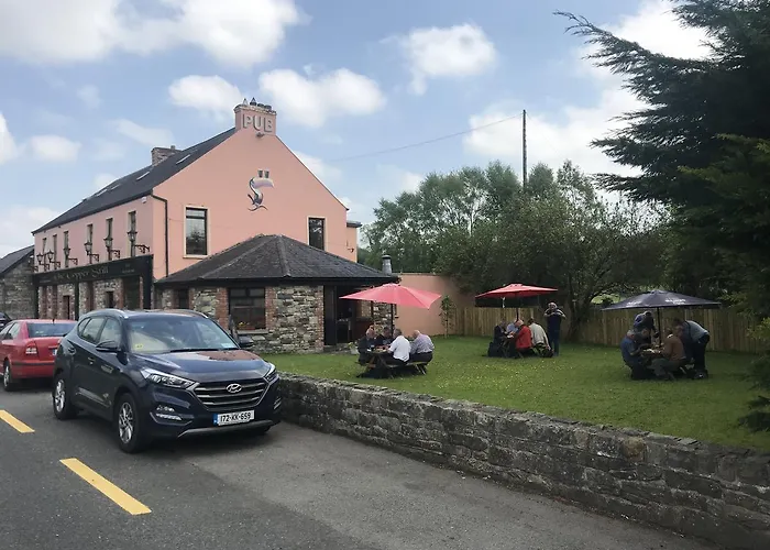 호텔 The Copper Still Bar Restaurant & Boutique *